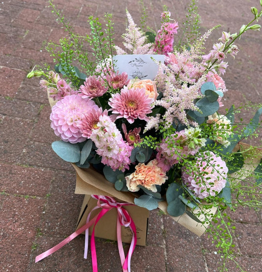 Pinks - Florists Choice